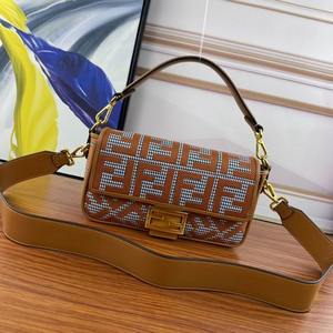 Fendi Handbags 450